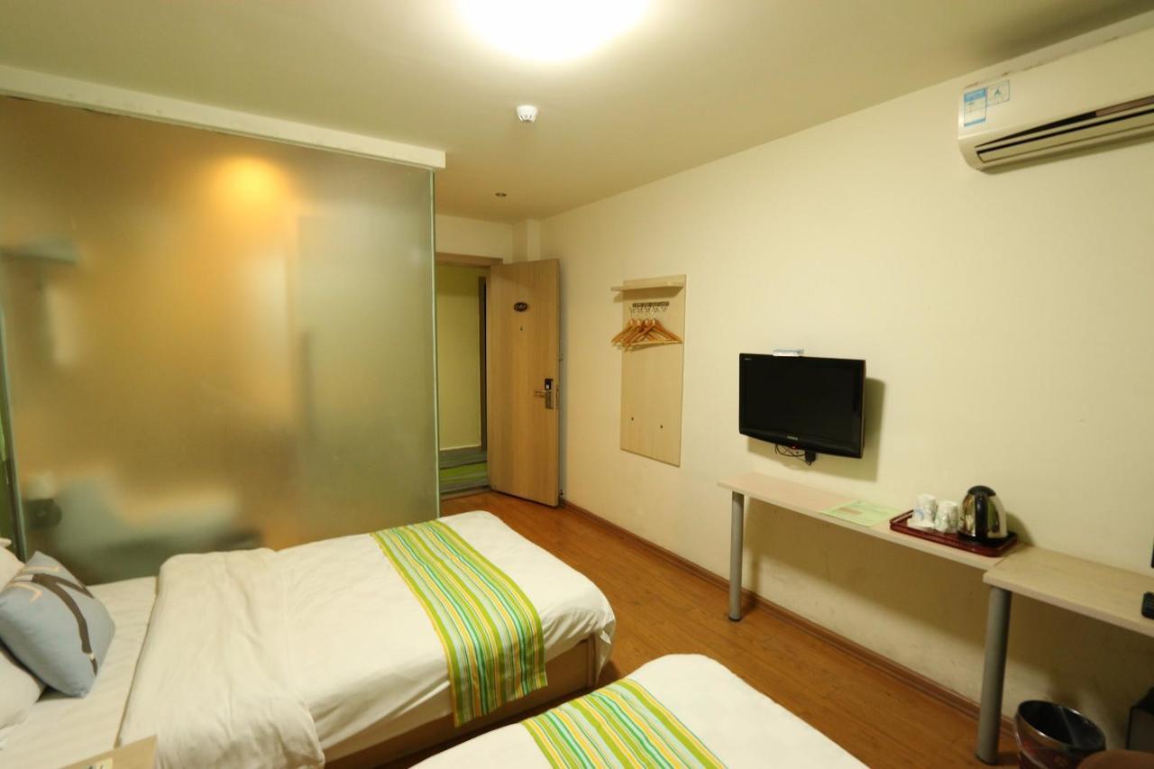 Pai Hotel Yuxi Tonghai Exterior photo